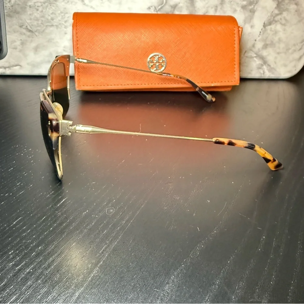 Tory Burch Sunglasses - TY6049 - Gold/ Tokyo Tortoise with Orange Case